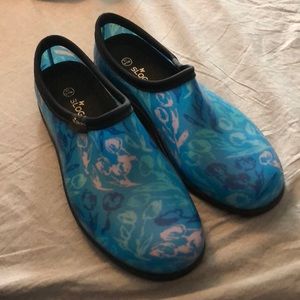 Sloggers gardening/rain shoes